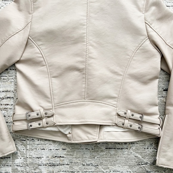 Abercrombie & Fitch Moto Jacket - Picture 14 of 16